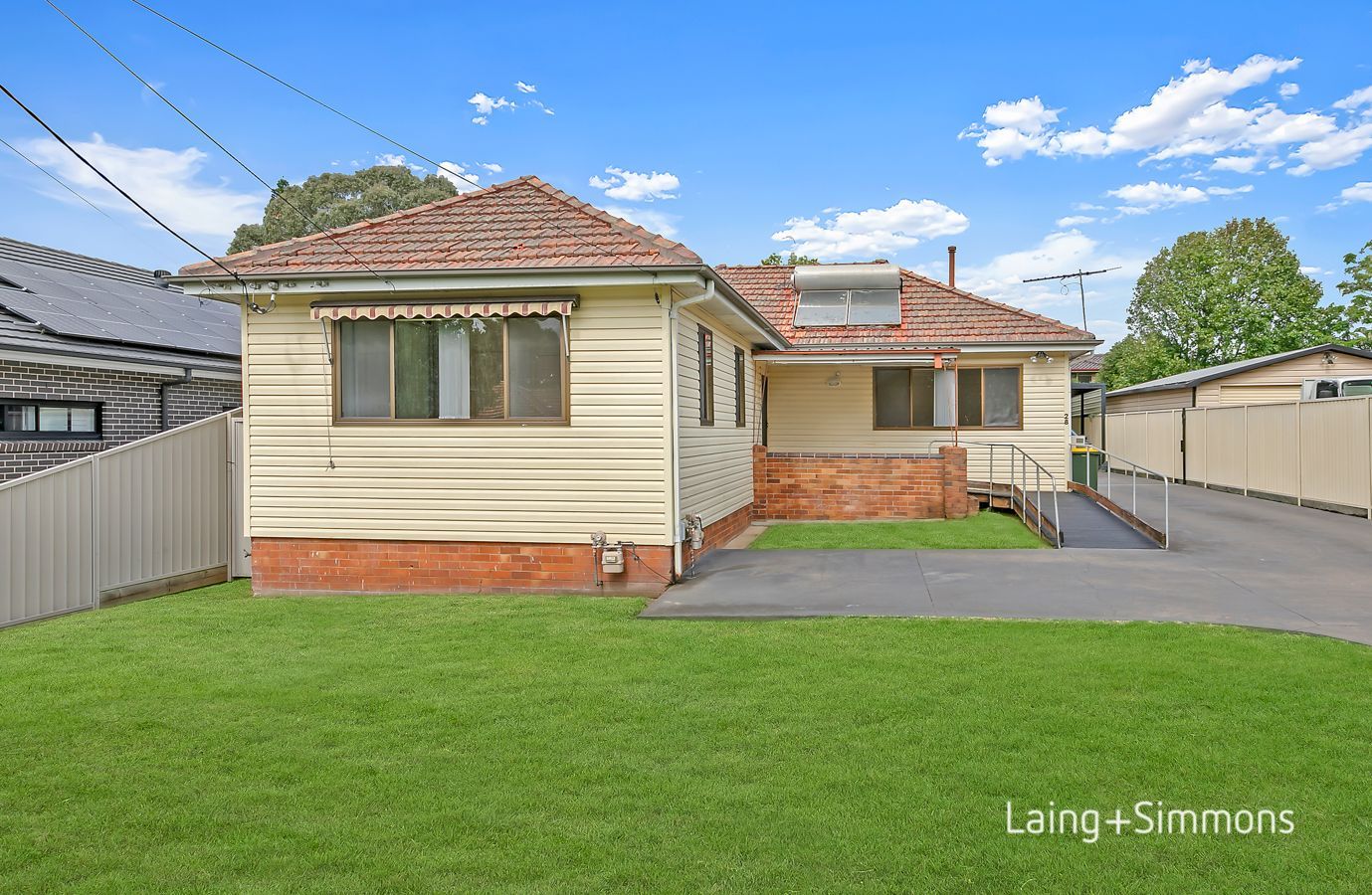 3 bedrooms House in 28 Crossland Street MERRYLANDS NSW, 2160