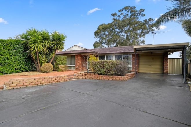 Picture of 6 Lear Close, ST CLAIR NSW 2759