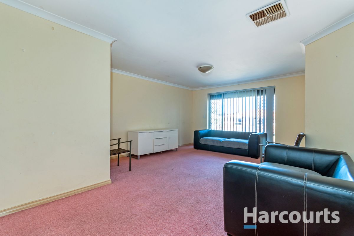 54 Redcliffe Avenue, Marangaroo WA 6064 Domain