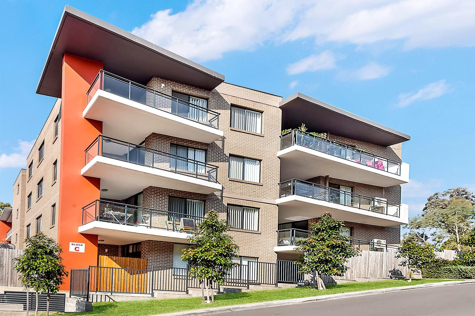 2bed Study 40 52 Barina Downs Road Baulkham Hills Nsw 2153 Apartment For Rent 495 Domain