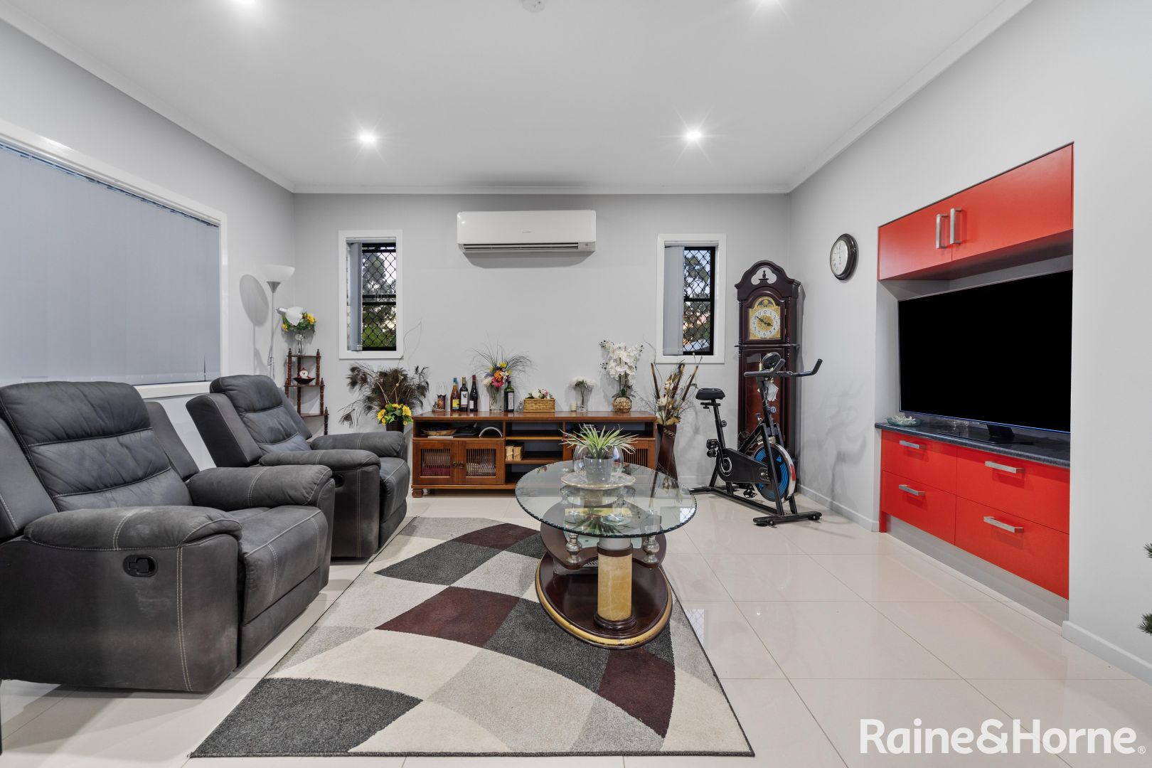 134 Ewing Road, Woodridge QLD 4114, Image 1