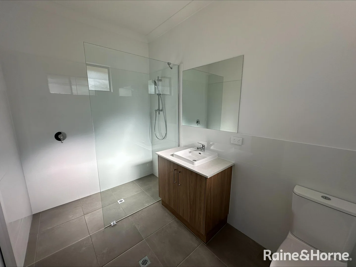 Additional image 4 of 1/4 Angle Vale Road, Evanston Gardens SA 5116