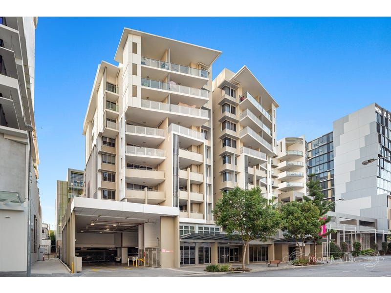 2 bedrooms Apartment / Unit / Flat in 64/128 Merivale Street SOUTH BRISBANE QLD, 4101