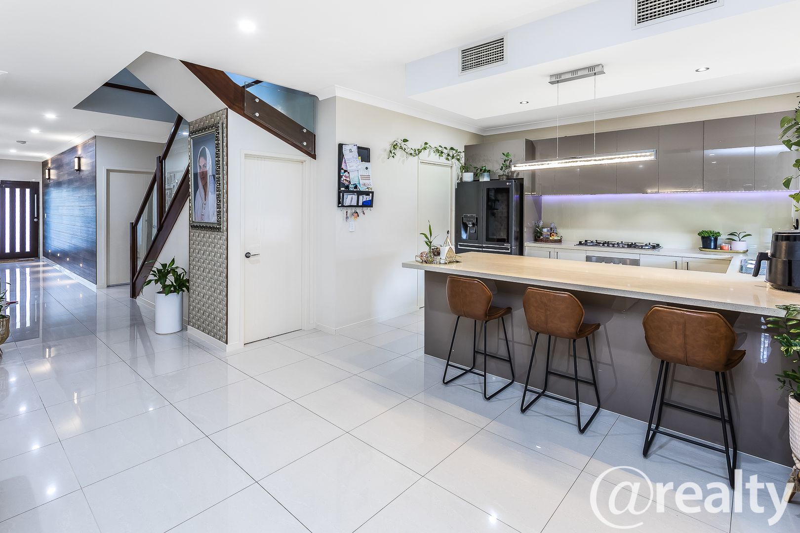 33 Markwell Crescent, Mango Hill Property History & Address Research