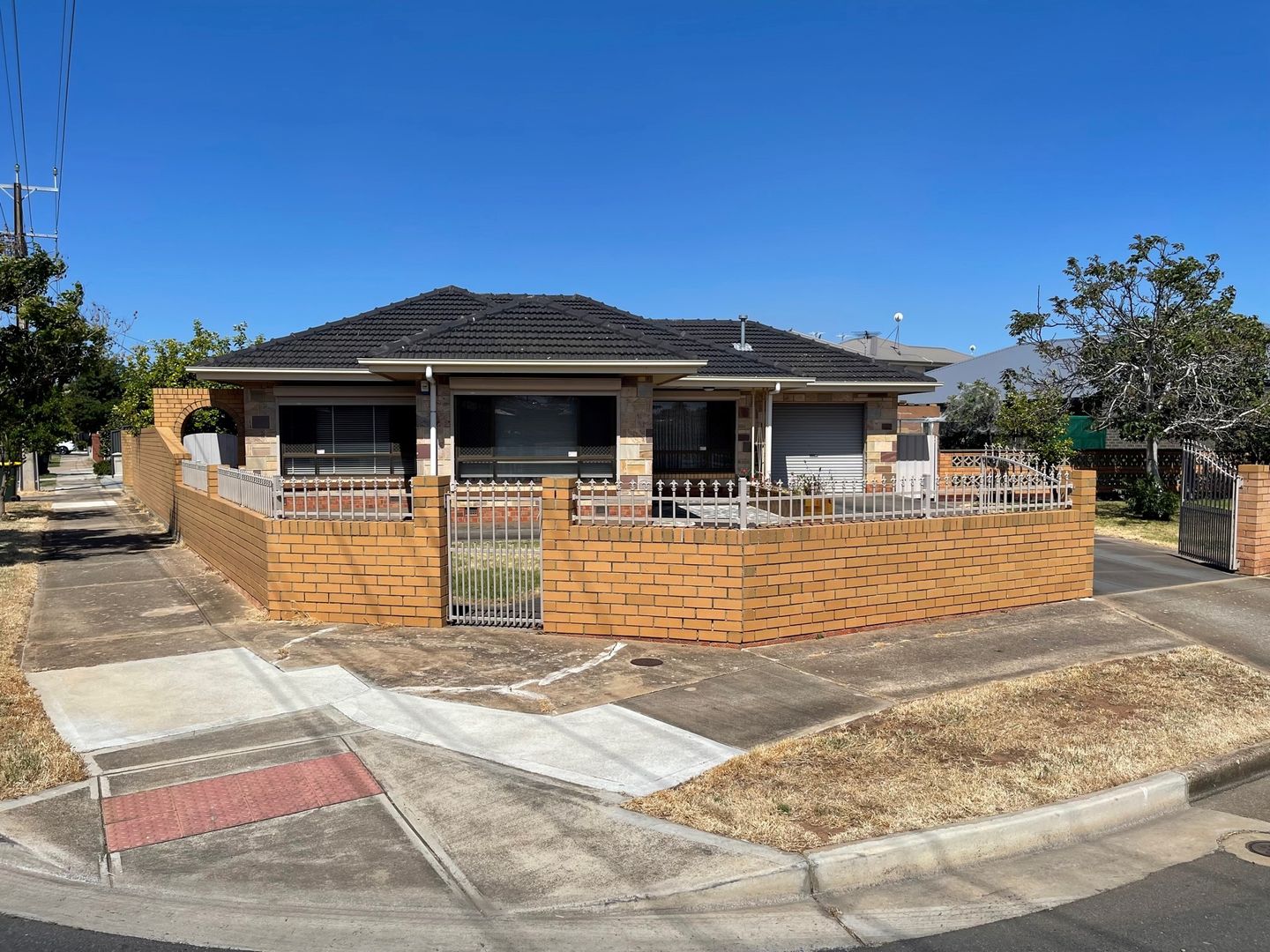 1 McNeilly Crescent, Seaton SA 5023, Image 1