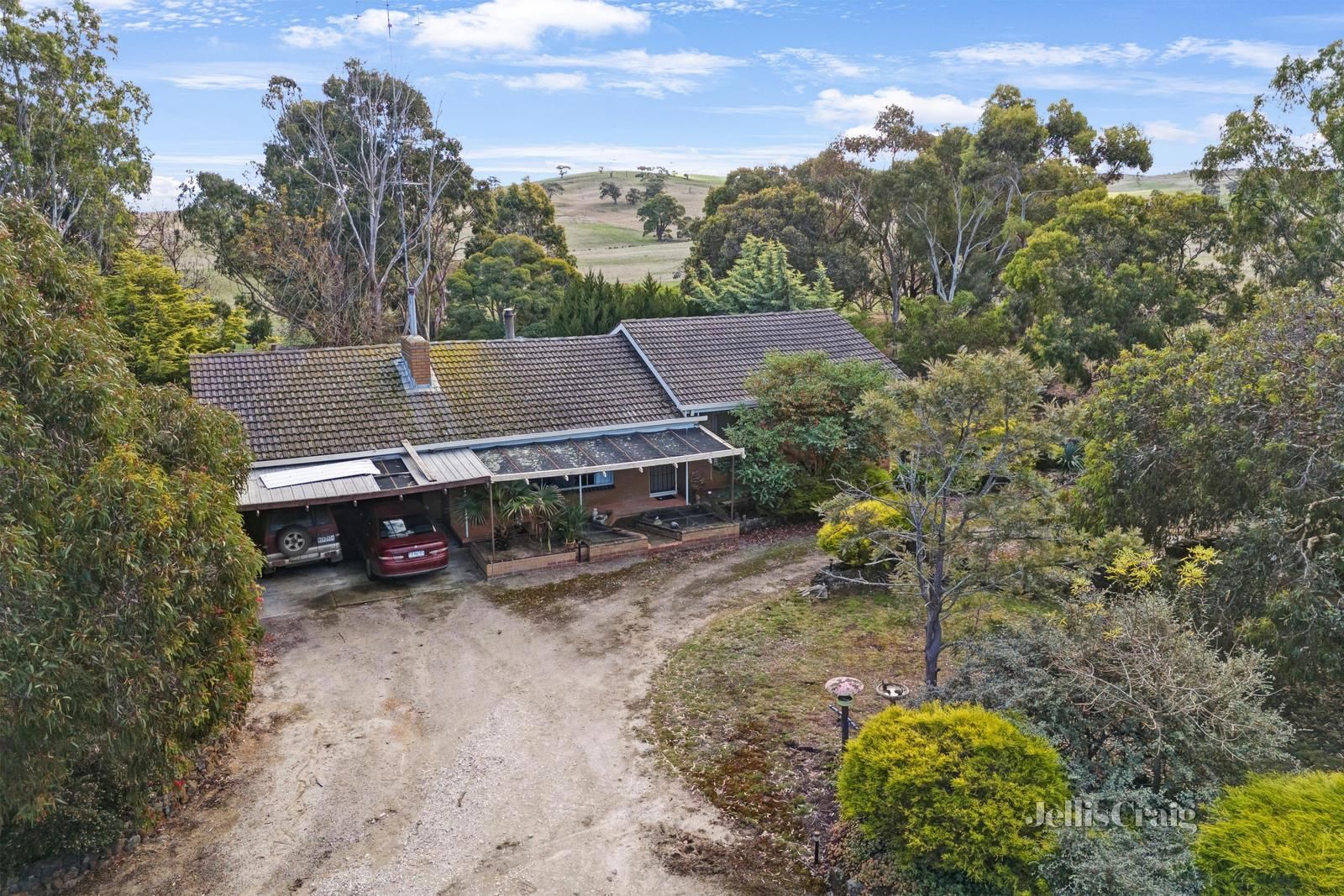 1 Bells Road, Linton VIC 3360, Image 1