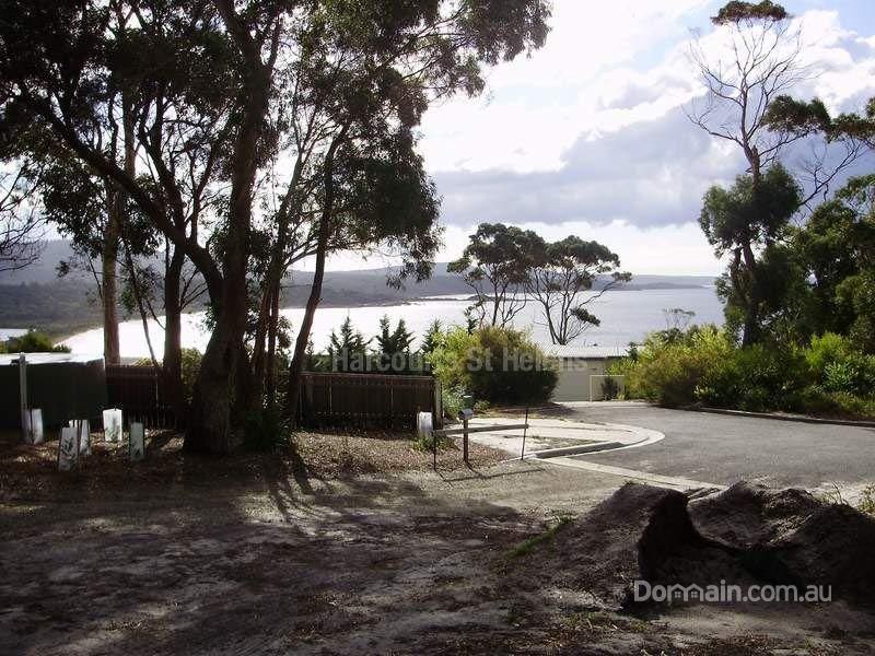 36 Highcrest Avenue, Binalong Bay TAS 7216, Image 2