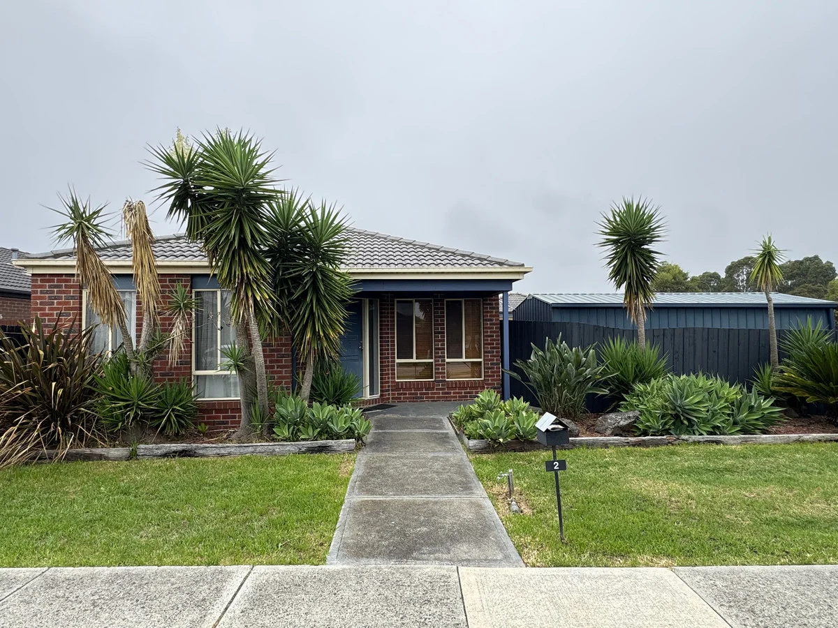 2 Karwarren Way, Cranbourne West VIC 3977