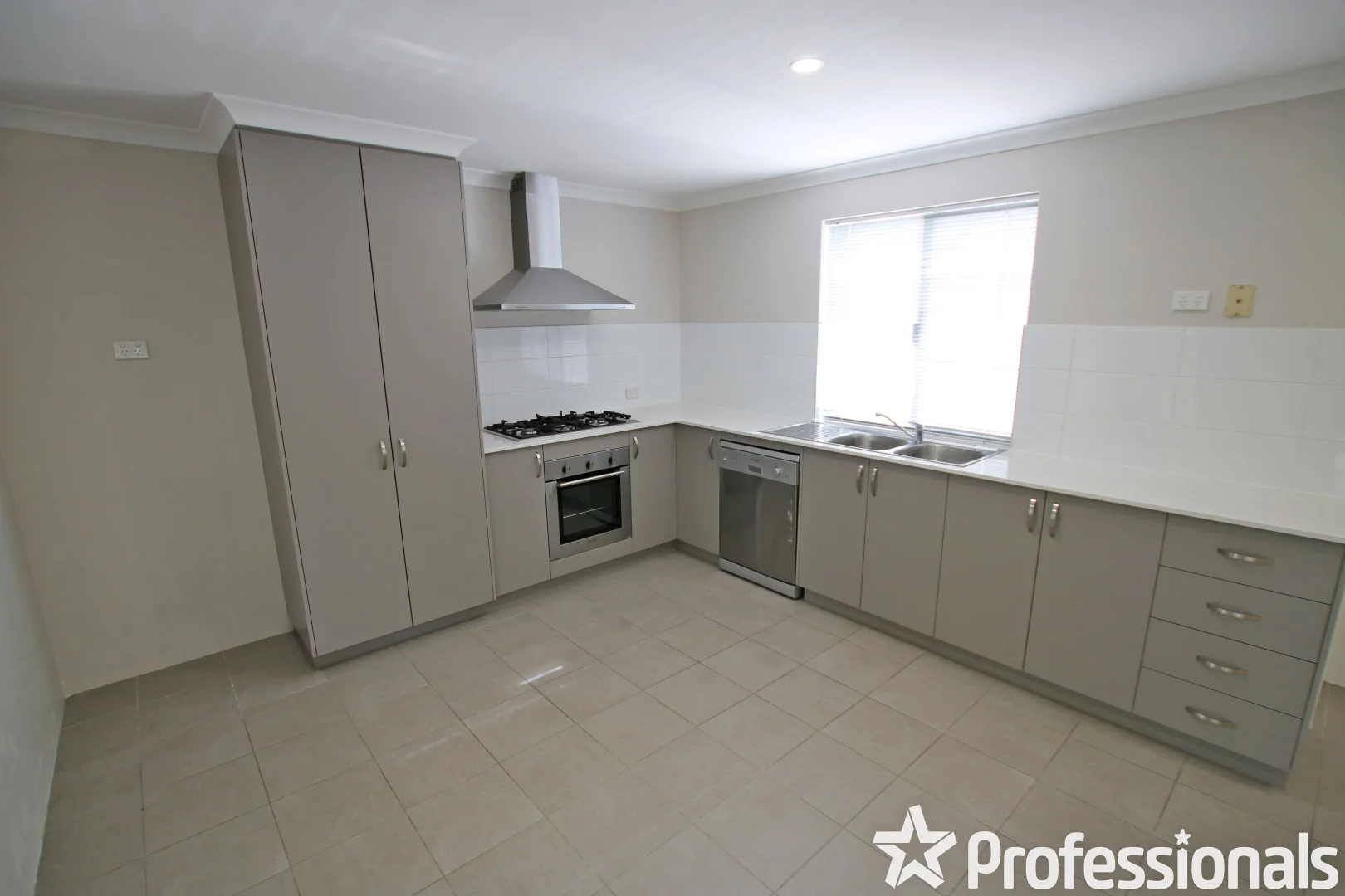 Additional image 4 of 116C Fremantle Road, Gosnells WA 6110