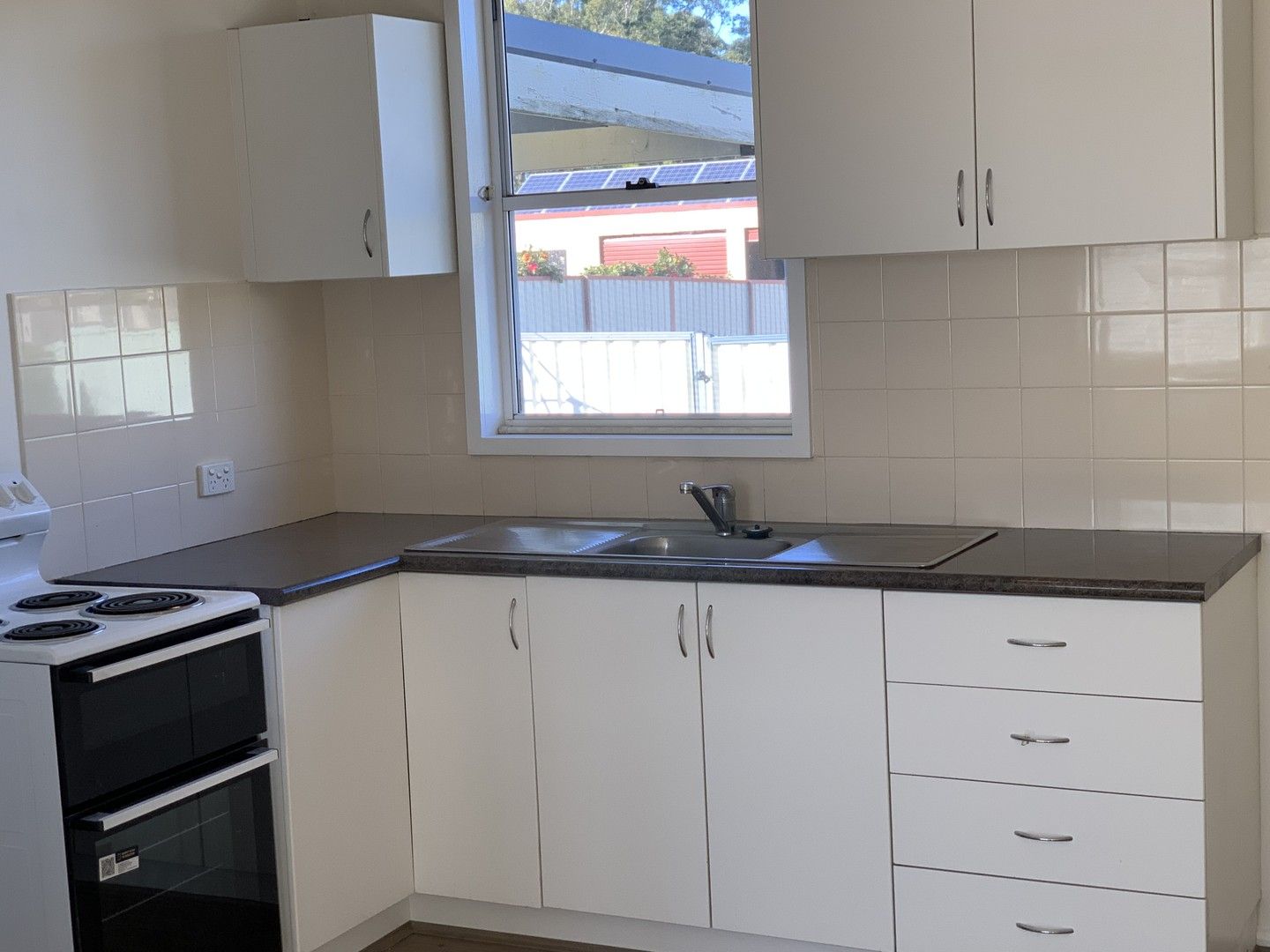 15 Tabratong Road, Helensburgh NSW 2508 House For Rent 550 Domain