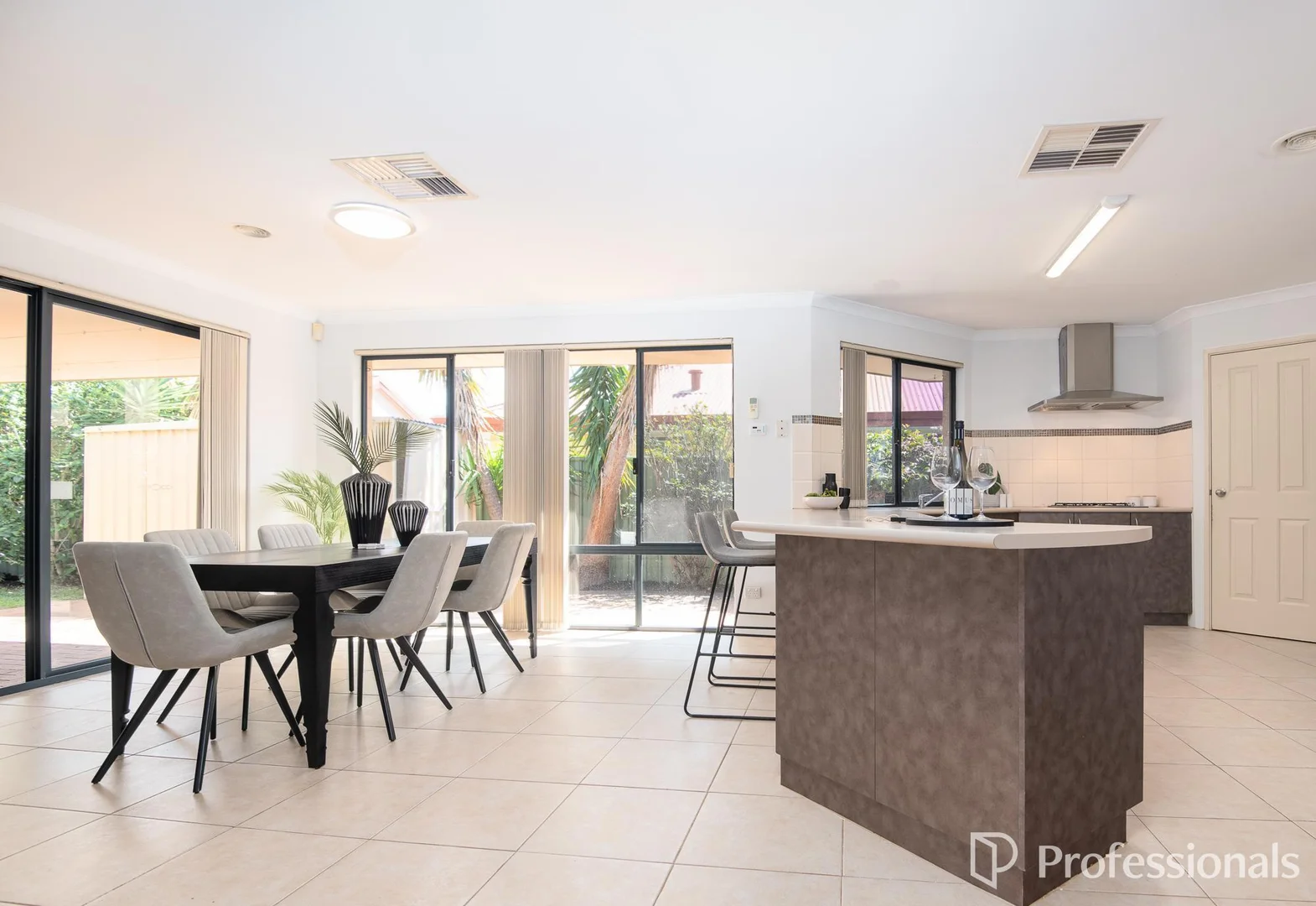 Additional image 9 of 25 Excalibur Chase, Wattle Grove WA 6107