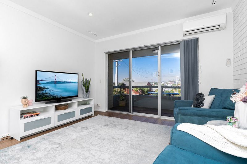 2 bedrooms Apartment / Unit / Flat in 8/35 North Beach Road NORTH BEACH WA, 6020