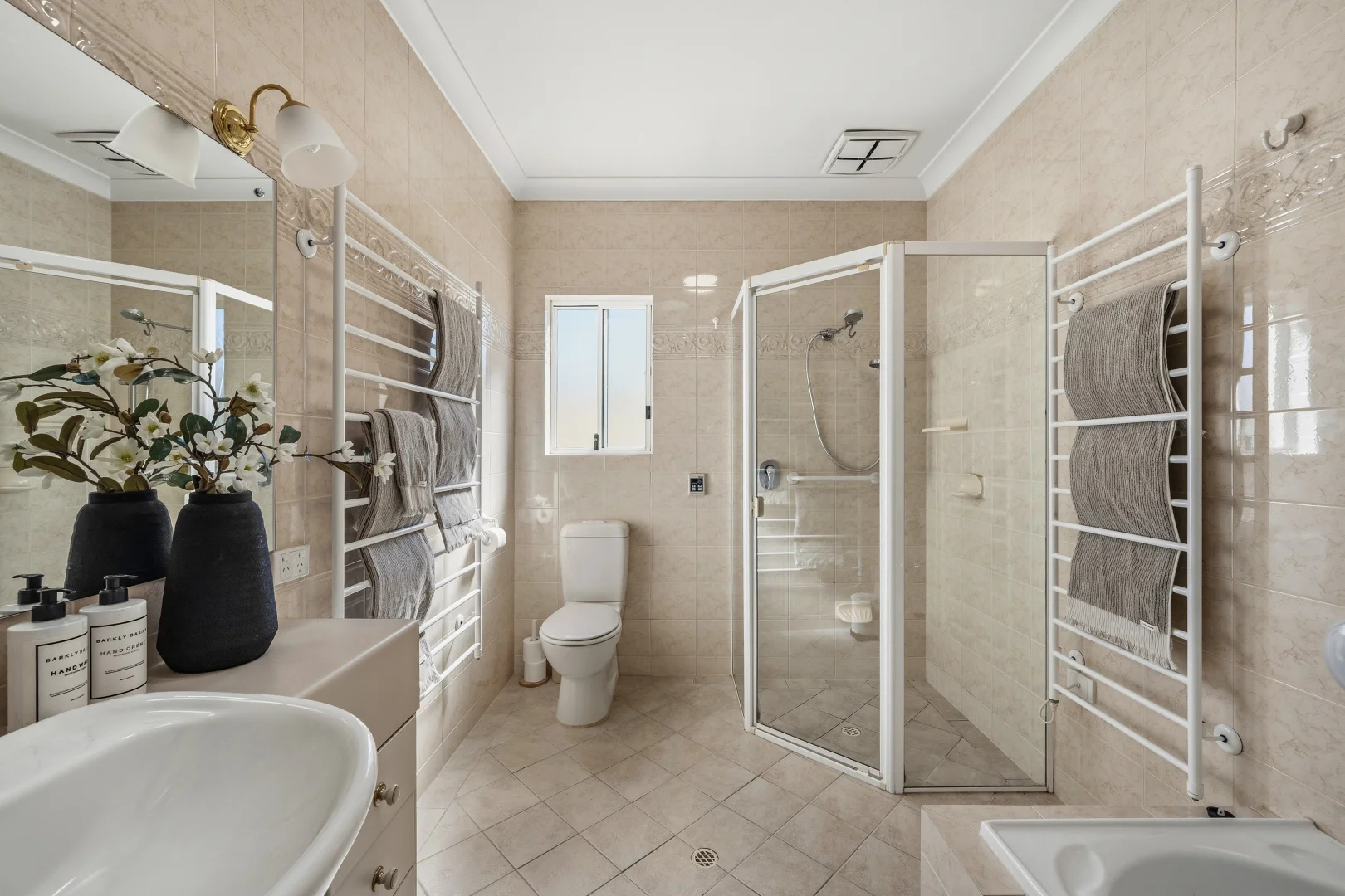 Additional image 16 of 3 Doerwyn Avenue, Leabrook SA 5068