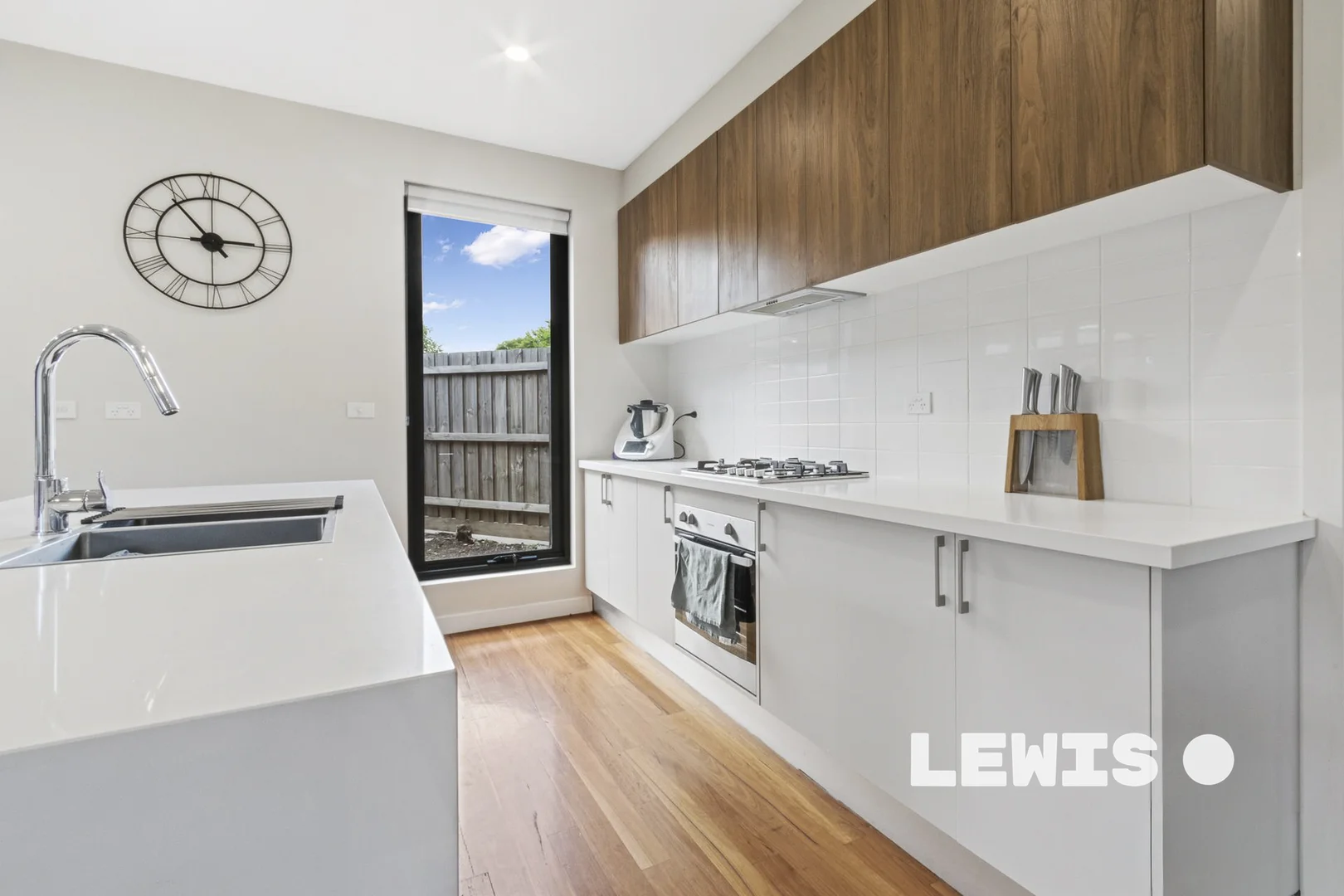 Additional image 4 of 2/72 Cheddar Rd, Reservoir VIC 3073