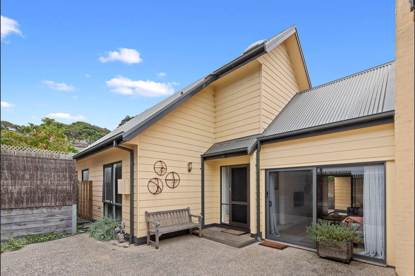 4 bedrooms House in 12B Simpson Street POINT LONSDALE VIC, 3225
