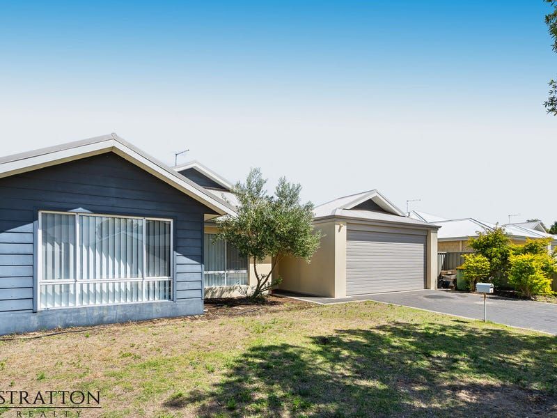 18 Vaucluse Way, Coodanup WA 6210, Image 0