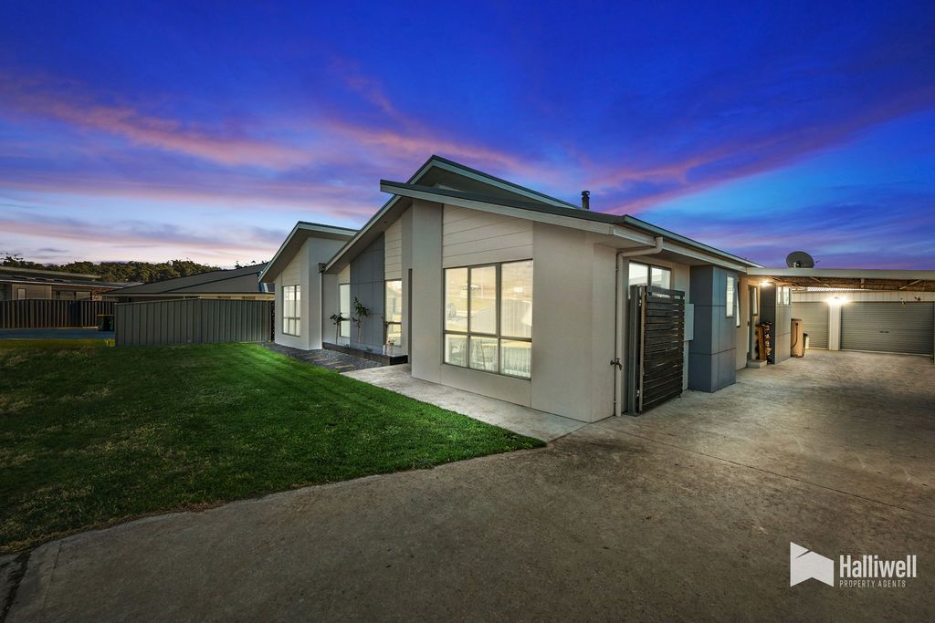 24 Explorer Drive, Turners Beach Property History & Address Research