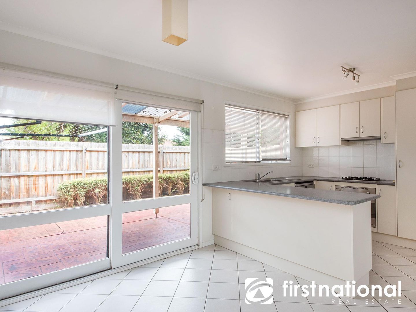 5 Warren Close, Narre Warren VIC 3805, Image 1