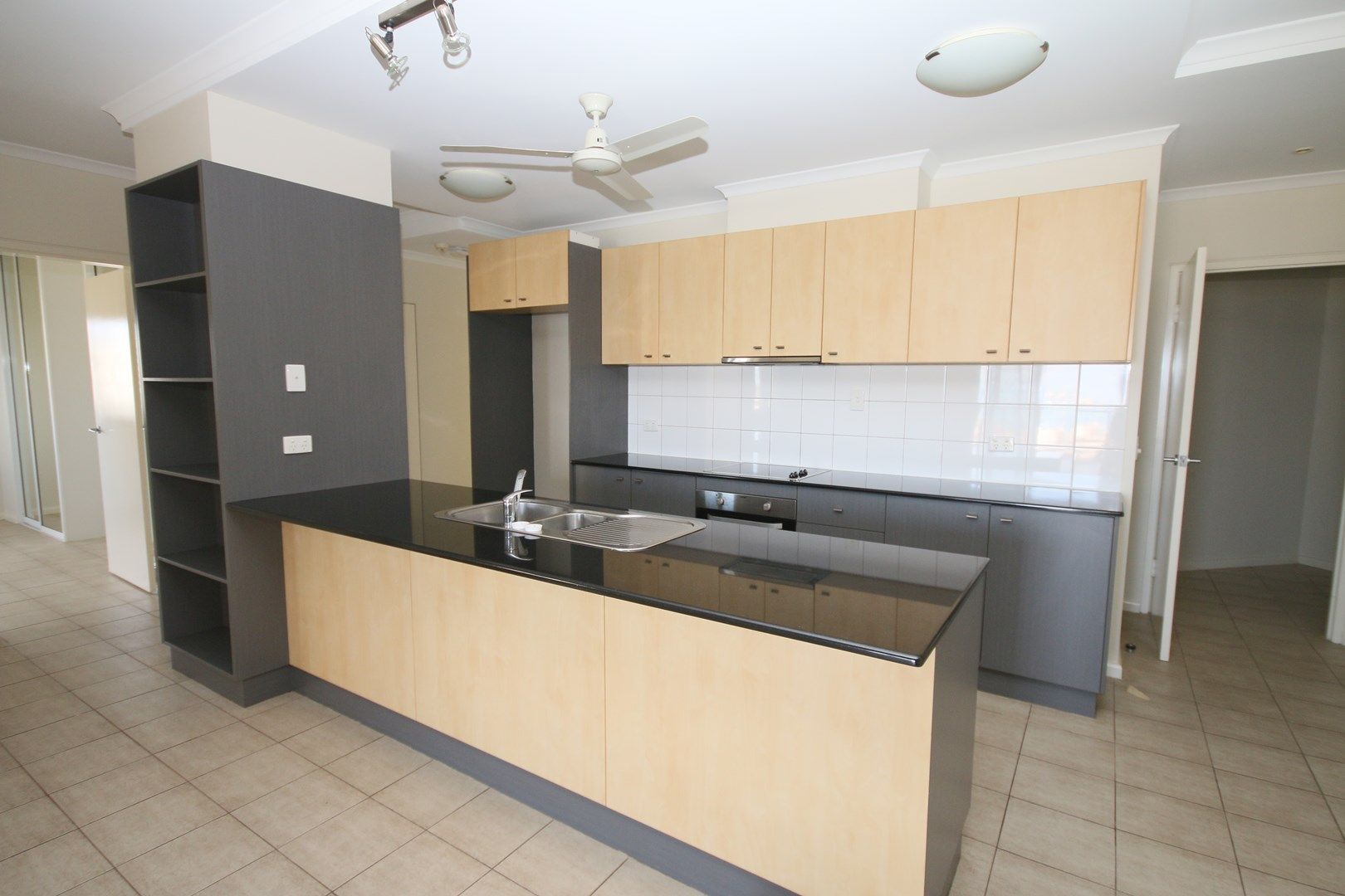 3 bedrooms Apartment / Unit / Flat in 55/9 Carey Street DARWIN CITY NT, 0800