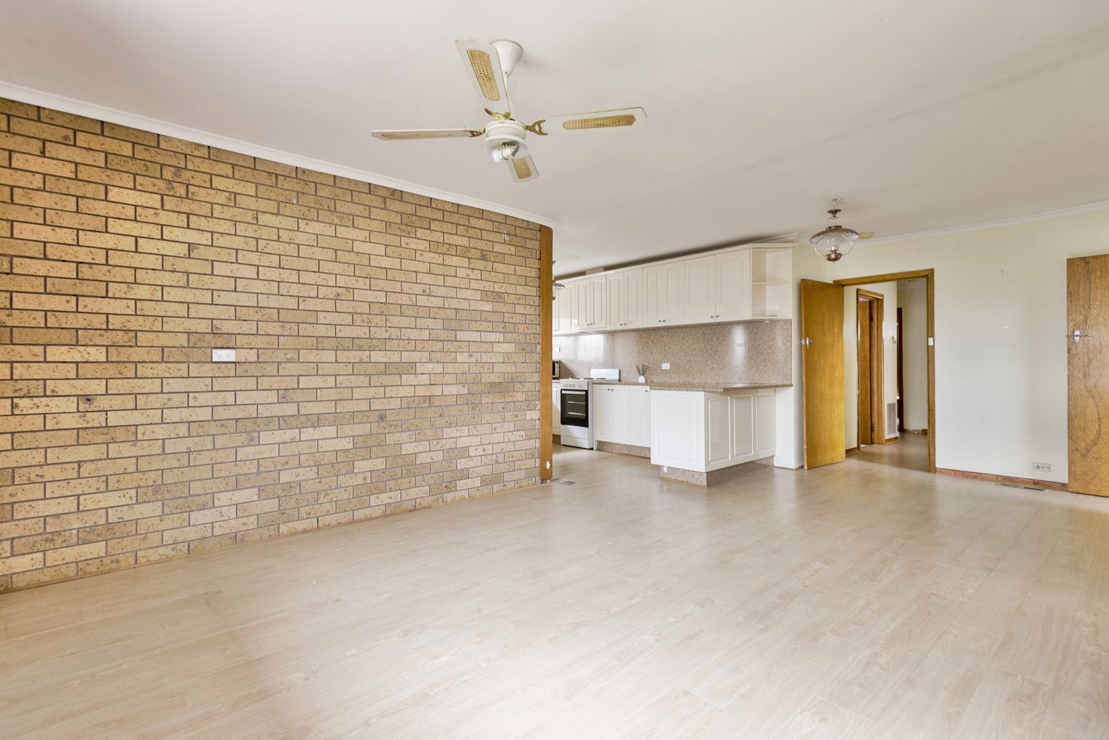 26 Rogerson Street, Avondale Heights VIC 3034 House For Rent 525