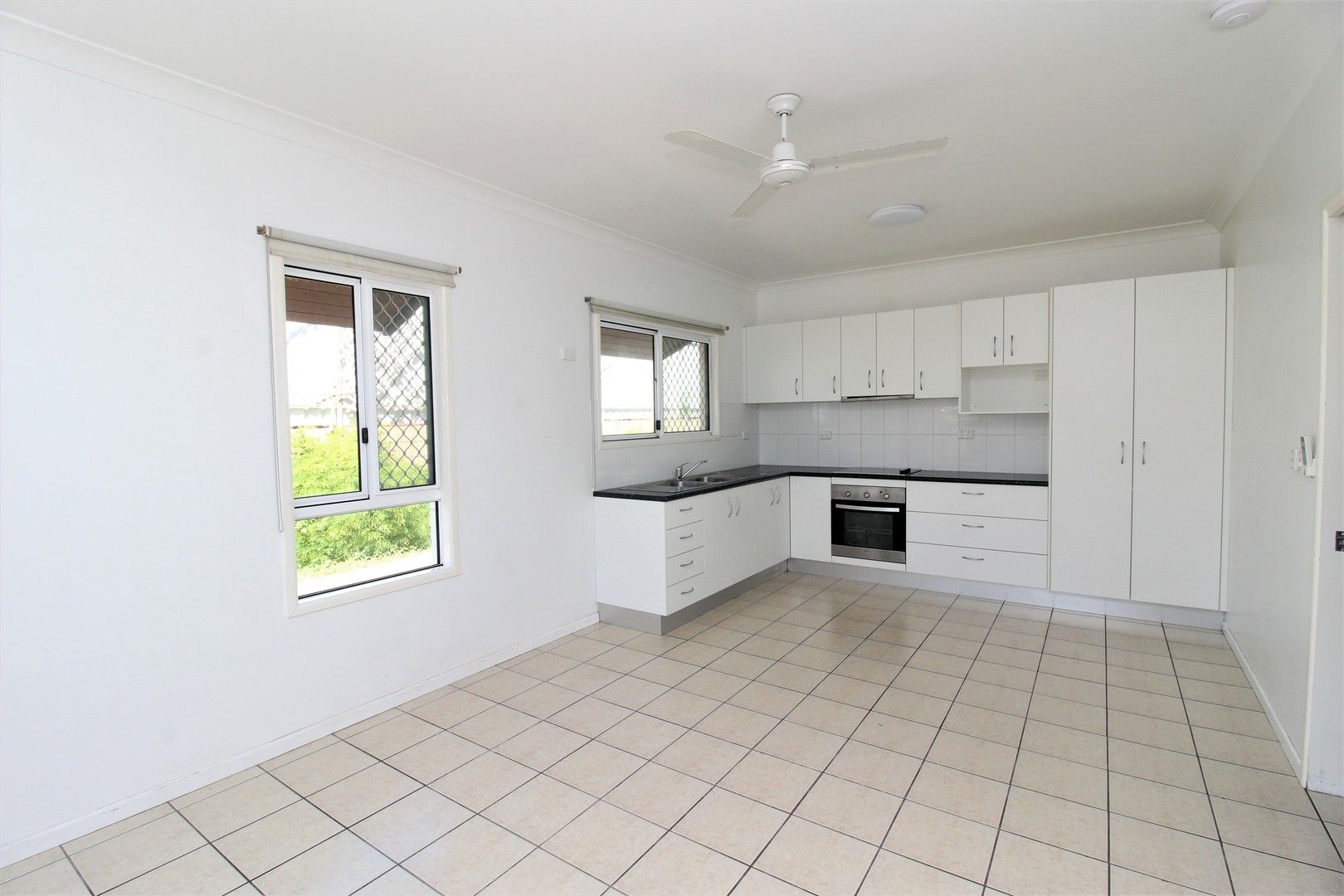 1 bedrooms Apartment / Unit / Flat in Unit 1/43 Camooweal St MOUNT ISA QLD, 4825