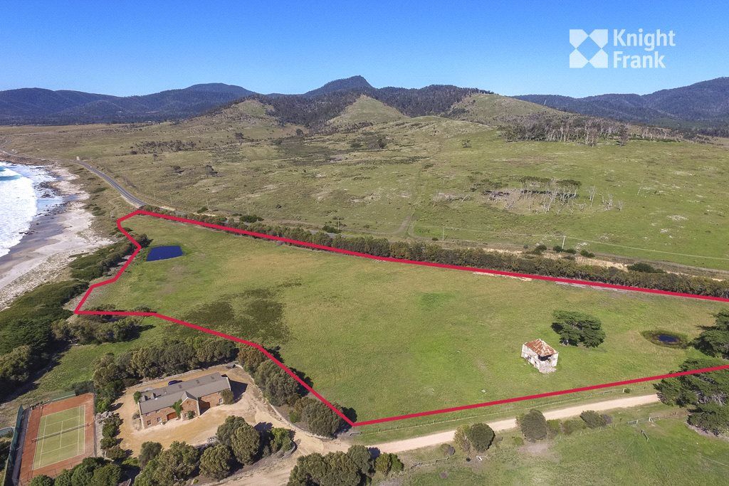 2/22352 Tasman Highway, Falmouth TAS 7215, Image 1