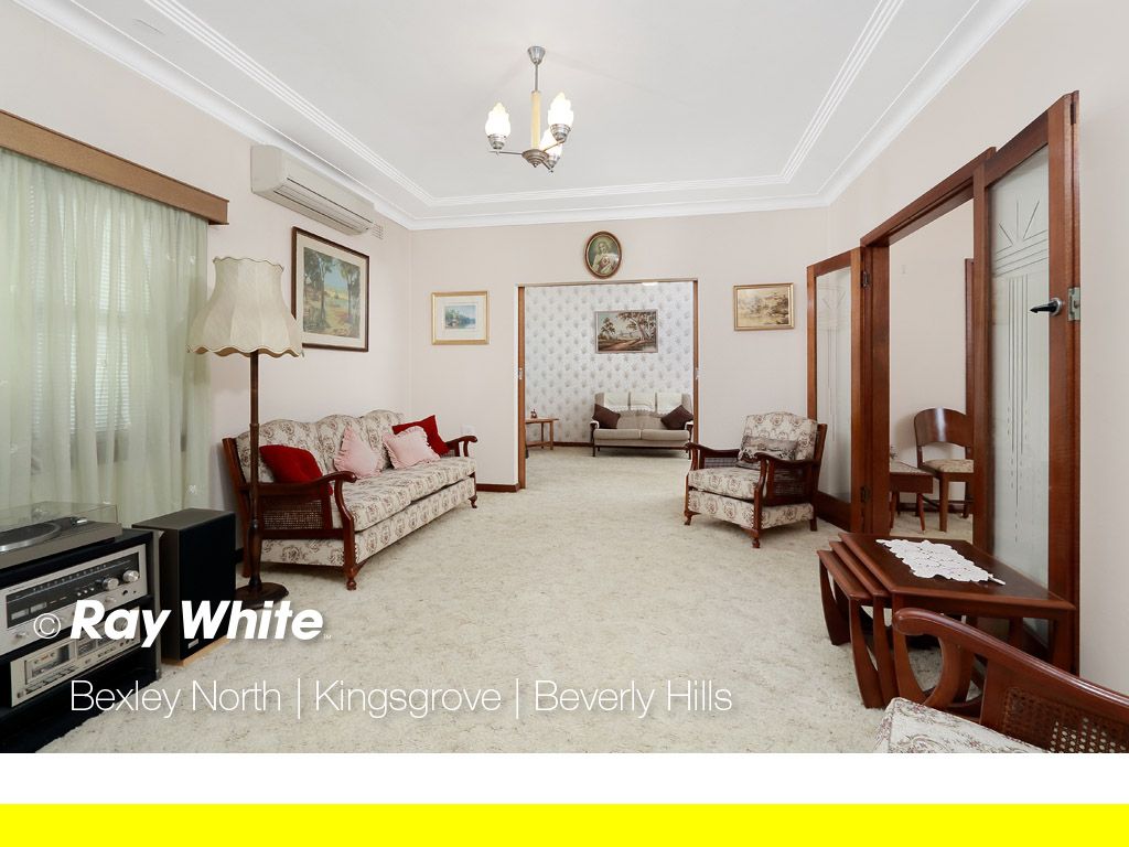 67 Warraroong Street, Beverly Hills NSW 2209, Image 2