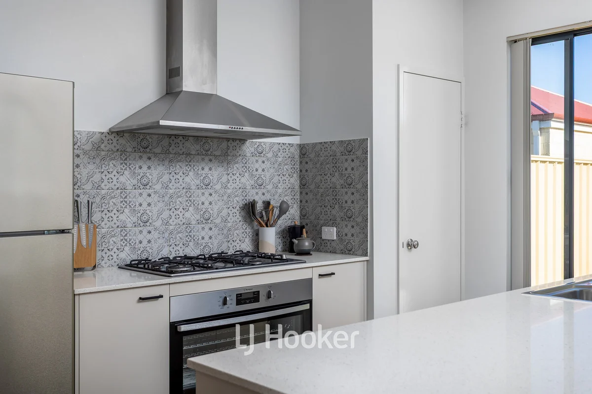 Additional image 17 of 116 Tiffany Centre, Dalyellup WA 6230