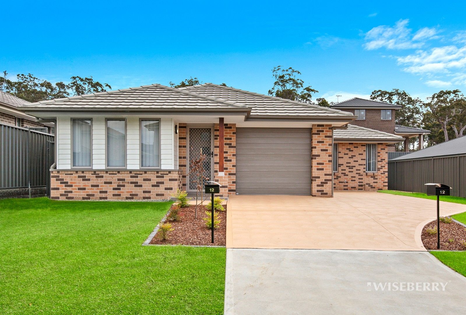 3 bedrooms House in 12 Addison Ave WOONGARRAH NSW, 2259