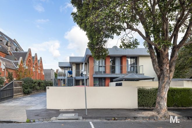 Picture of 2/25 Gladstone Street, MOONEE PONDS VIC 3039