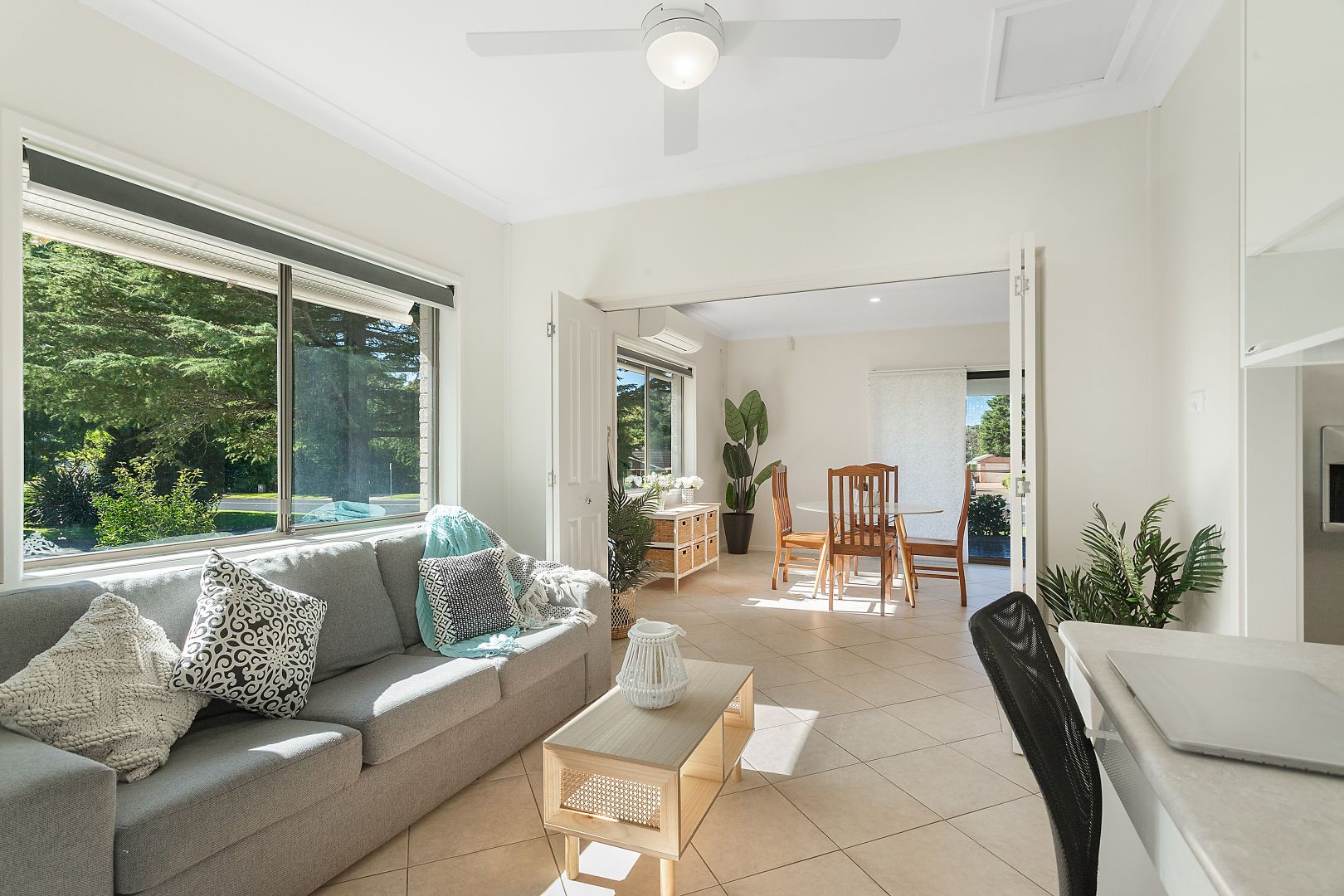 23 Jasmine Drive, Bomaderry NSW 2541, Image 2