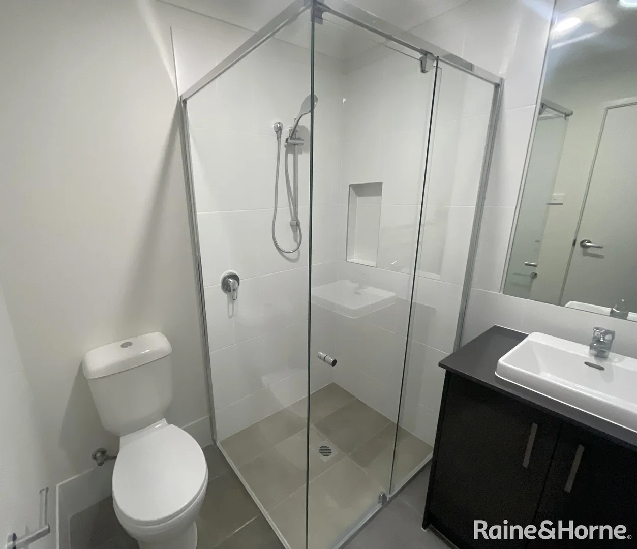 Additional image 7 of 1/8 Bonneville Boulevard, Goulburn NSW 2580