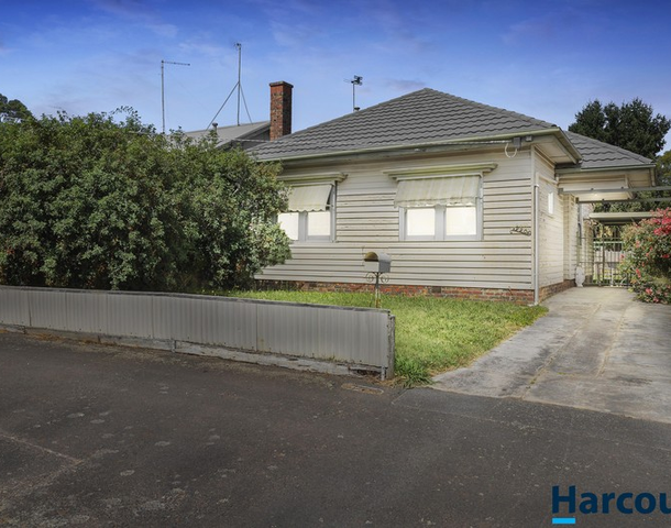 220 Main Road, Golden Point VIC 3350