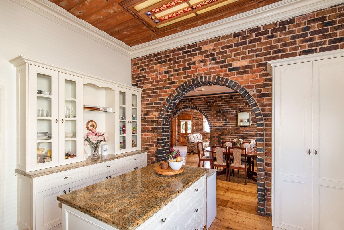 30 Burns Street, Hamilton VIC 3300 Domain