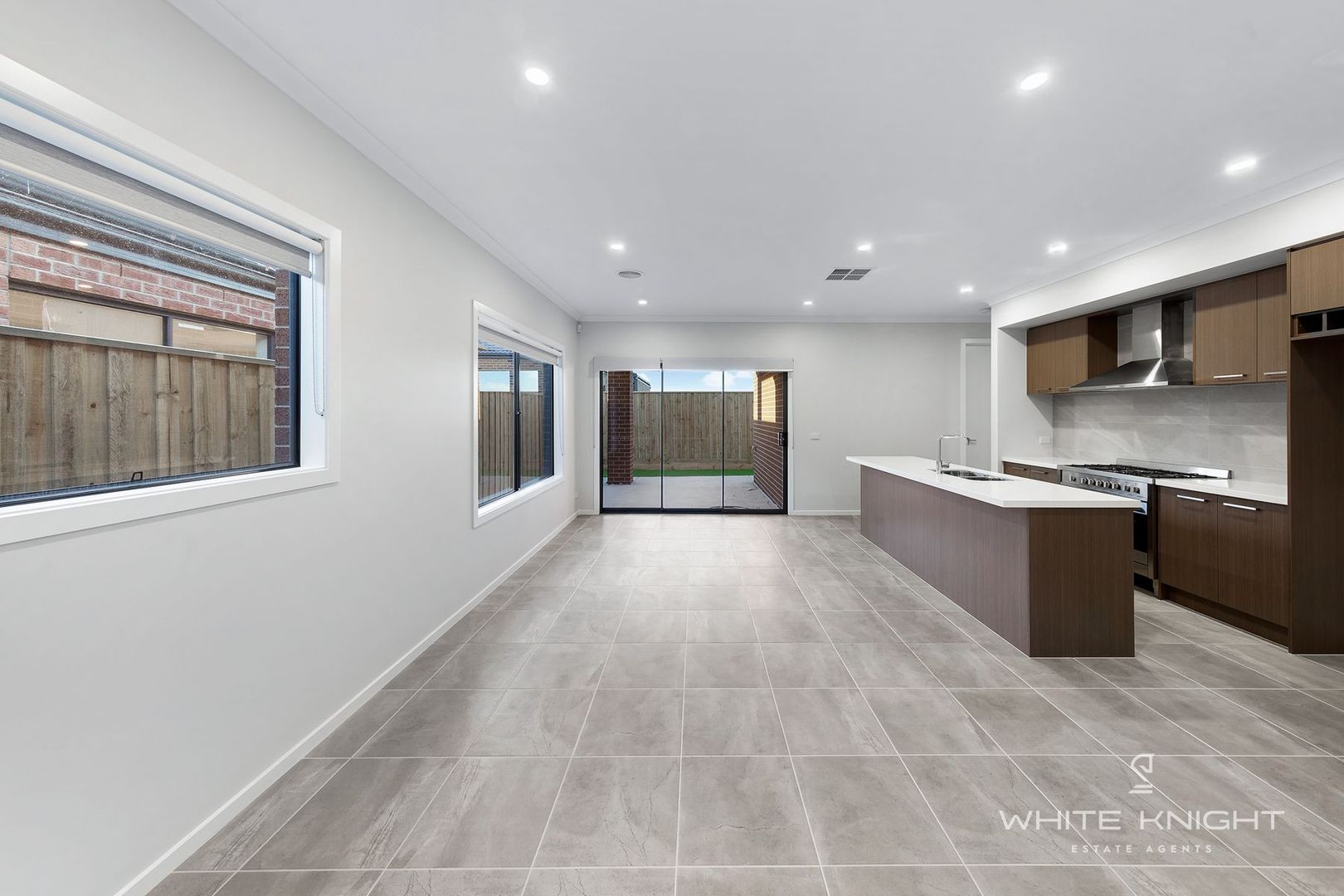 5 Kyah Street, Fraser Rise VIC 3336, Image 2