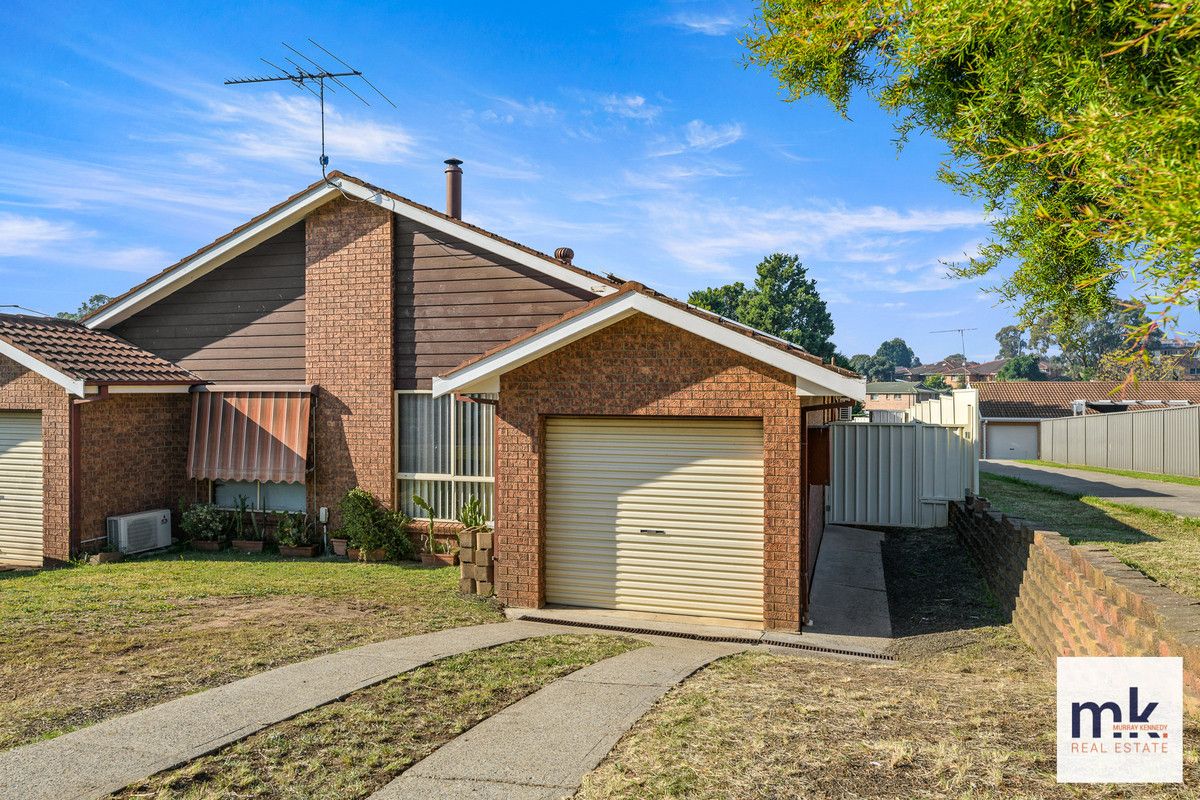 2/102 Chasselas Avenue, Eschol Park NSW 2558, Image 0