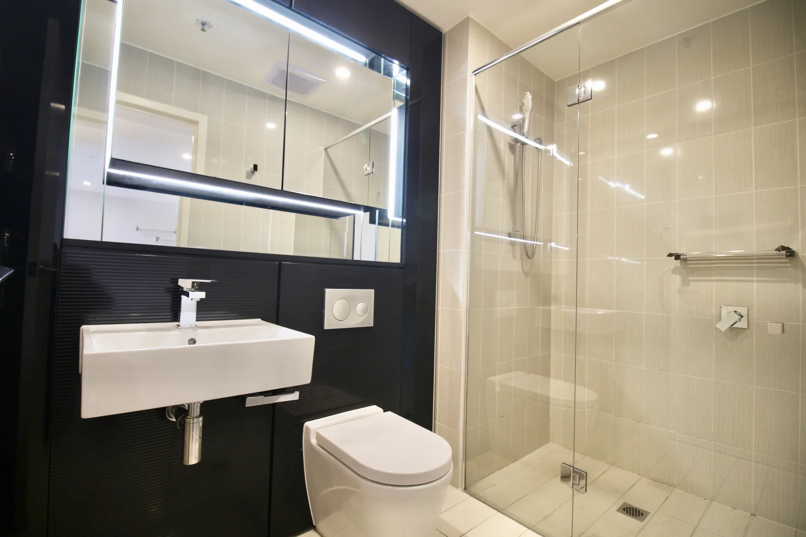 Additional image 9 of 914/1 Hutchinson Walk, Zetland NSW 2017