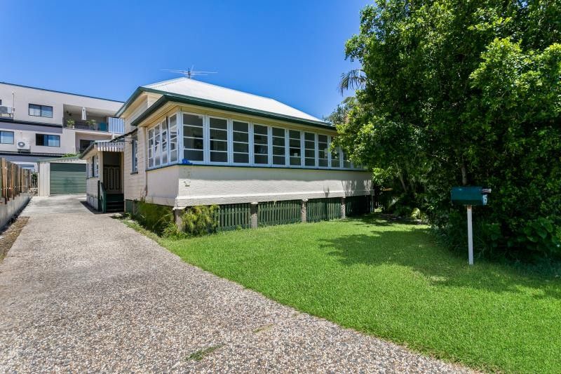 15 Mcculloch Avenue, Margate Property History & Address Research Domain