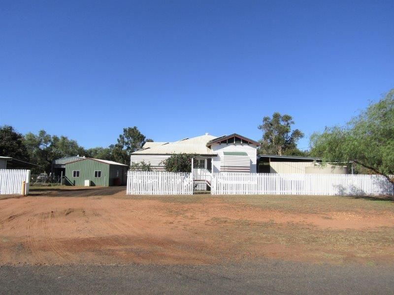 16 East Street, Bluff QLD 4702, Image 0