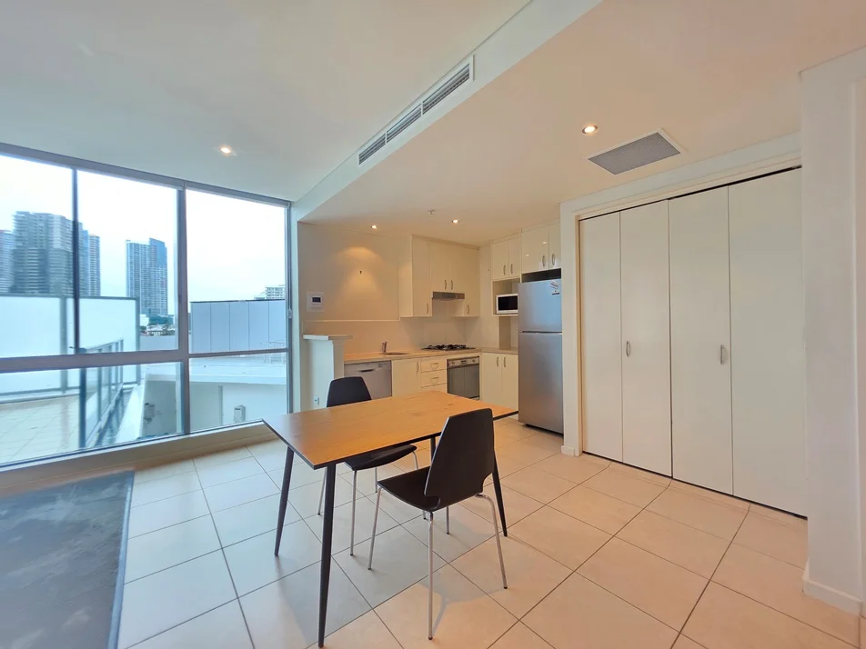 Additional image 7 of 703/1 Como Crescent, Southport QLD 4215