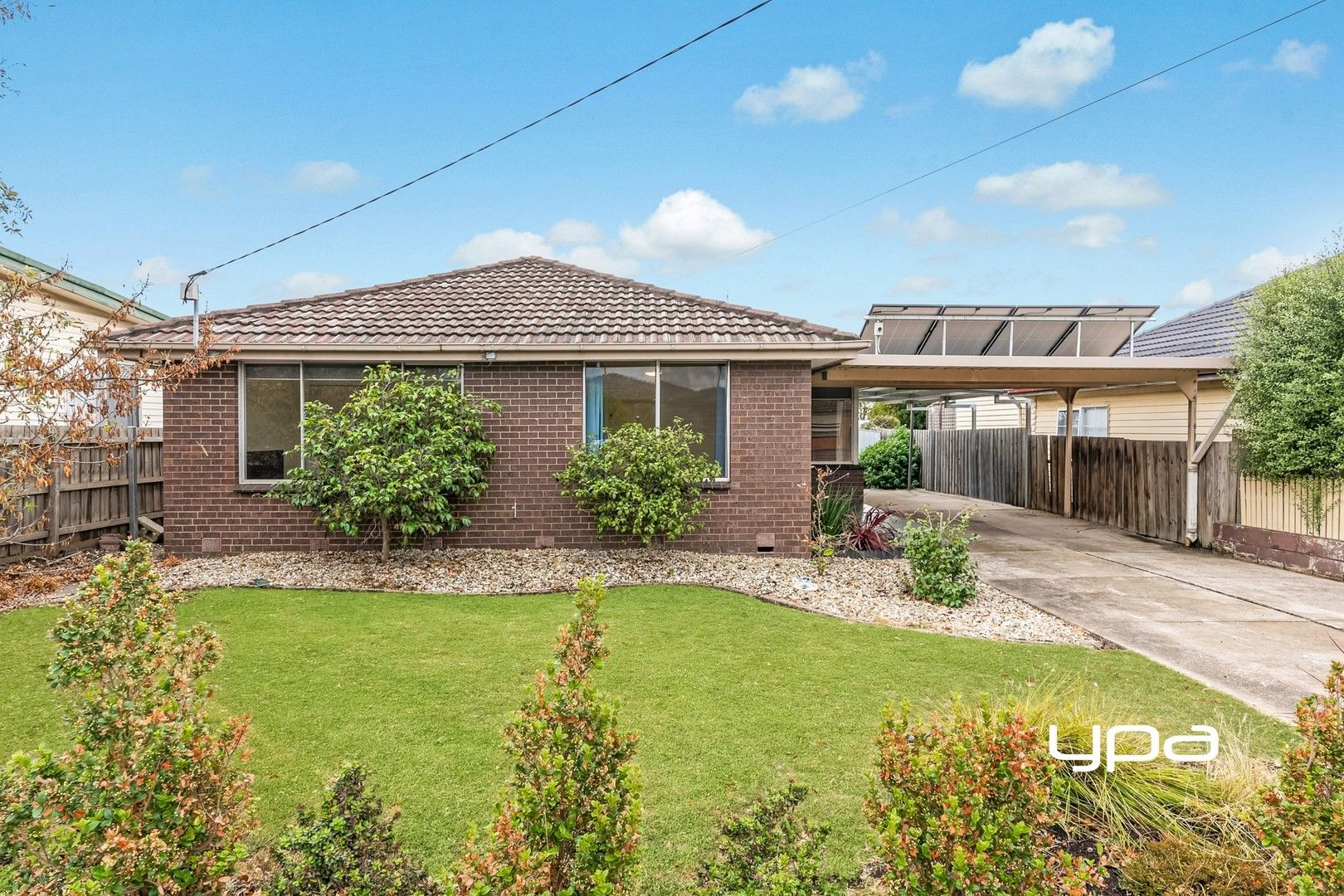 3 bedrooms House in 6 Deakin Street SUNBURY VIC, 3429