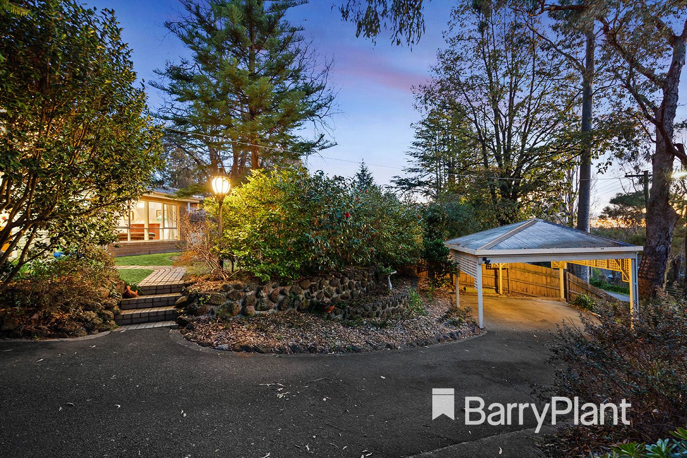 6 Johns Crescent, Mount Evelyn VIC 3796, Image 2