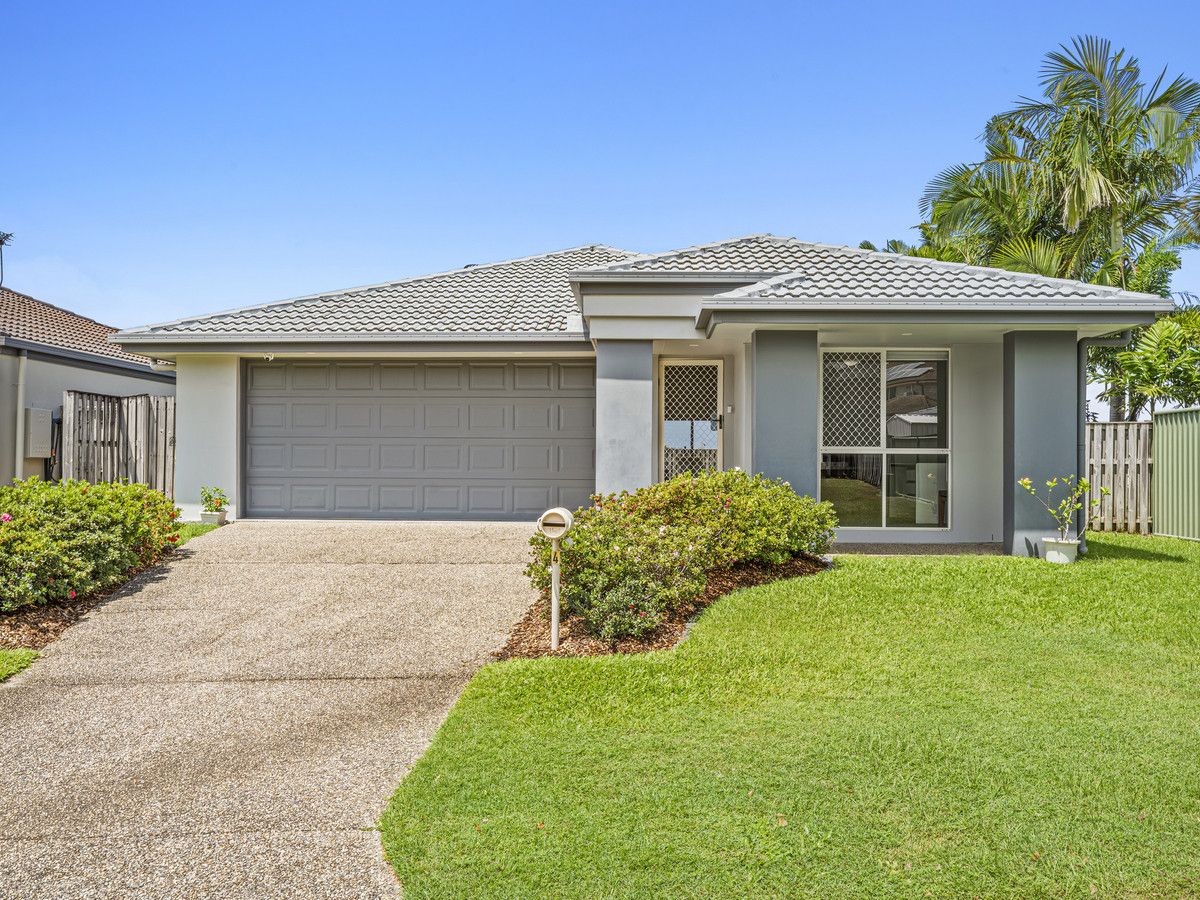4 Lou Place, Pacific Pines QLD 4211