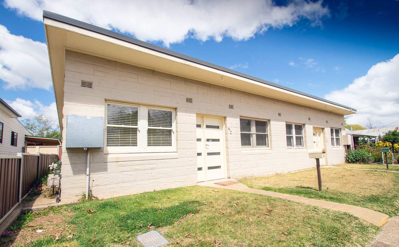 3 bedrooms Semi-Detached in 52 Dalton Street ORANGE NSW, 2800