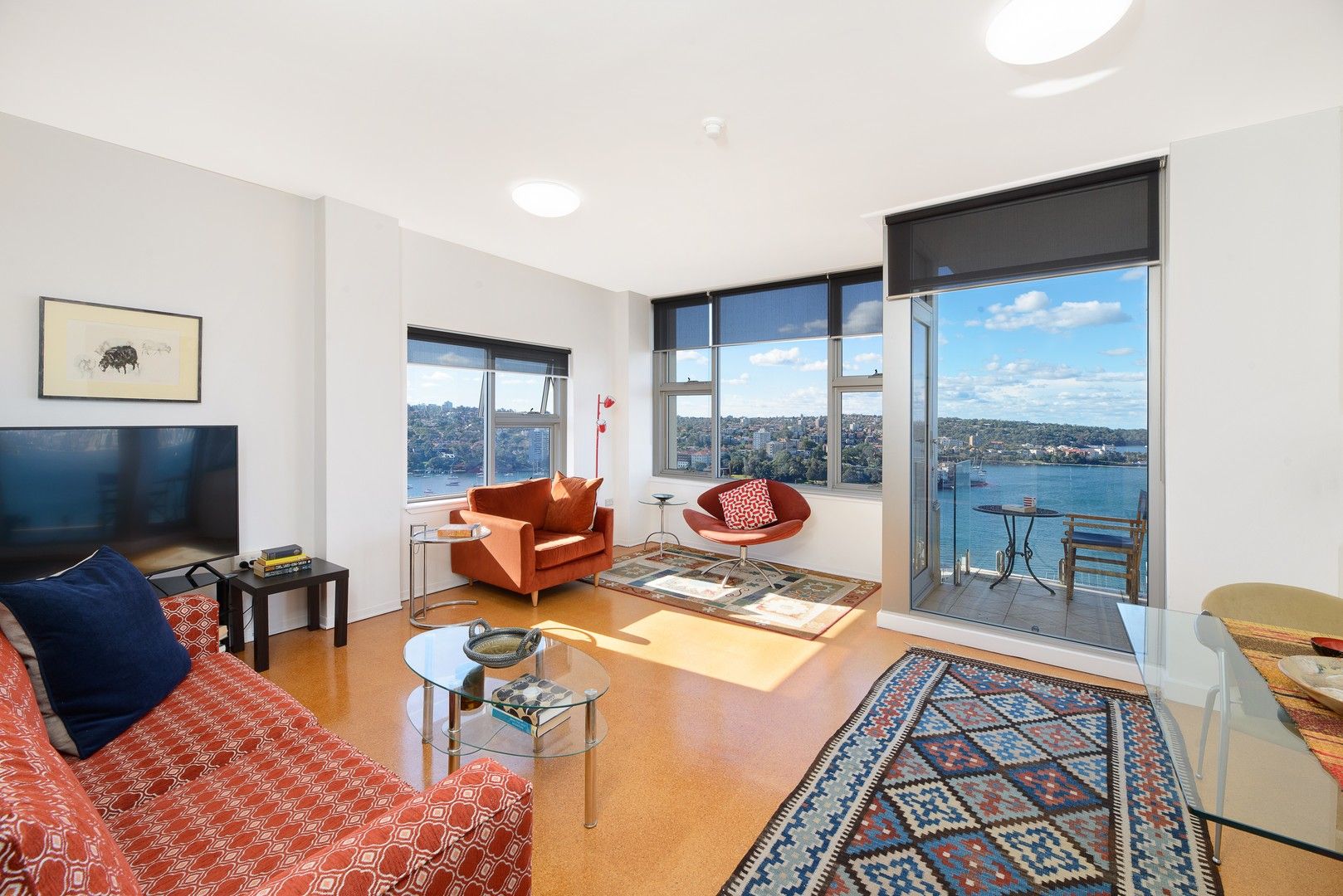 2 bedrooms Apartment / Unit / Flat in 124/67 Carabella Street KIRRIBILLI NSW, 2061