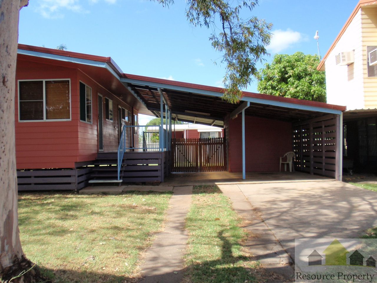 19 Lawless St, Blackwater QLD 4717, Image 0