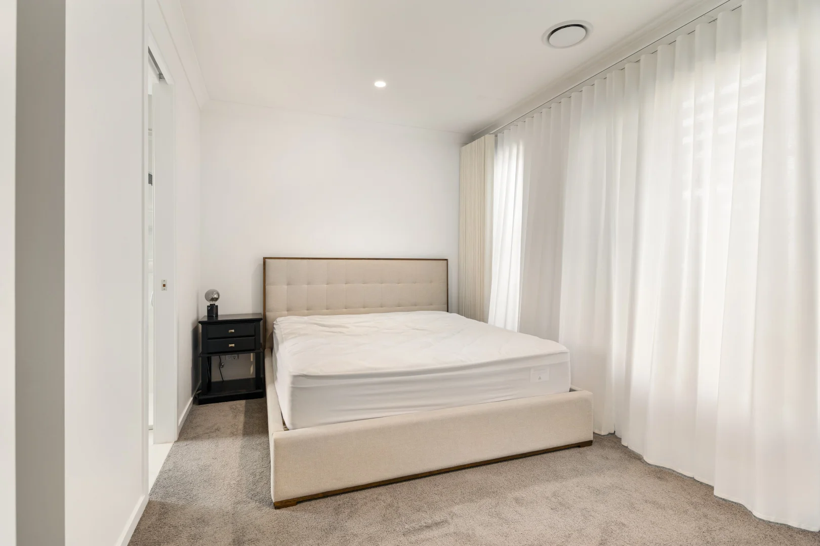 Additional image 11 of 142 Lake Serenity Bld, Helensvale QLD 4212