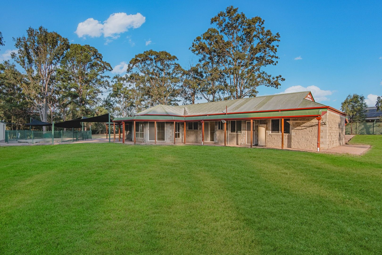 4 bedrooms House in 127 Pimpama Jacobs Well Road PIMPAMA QLD, 4209