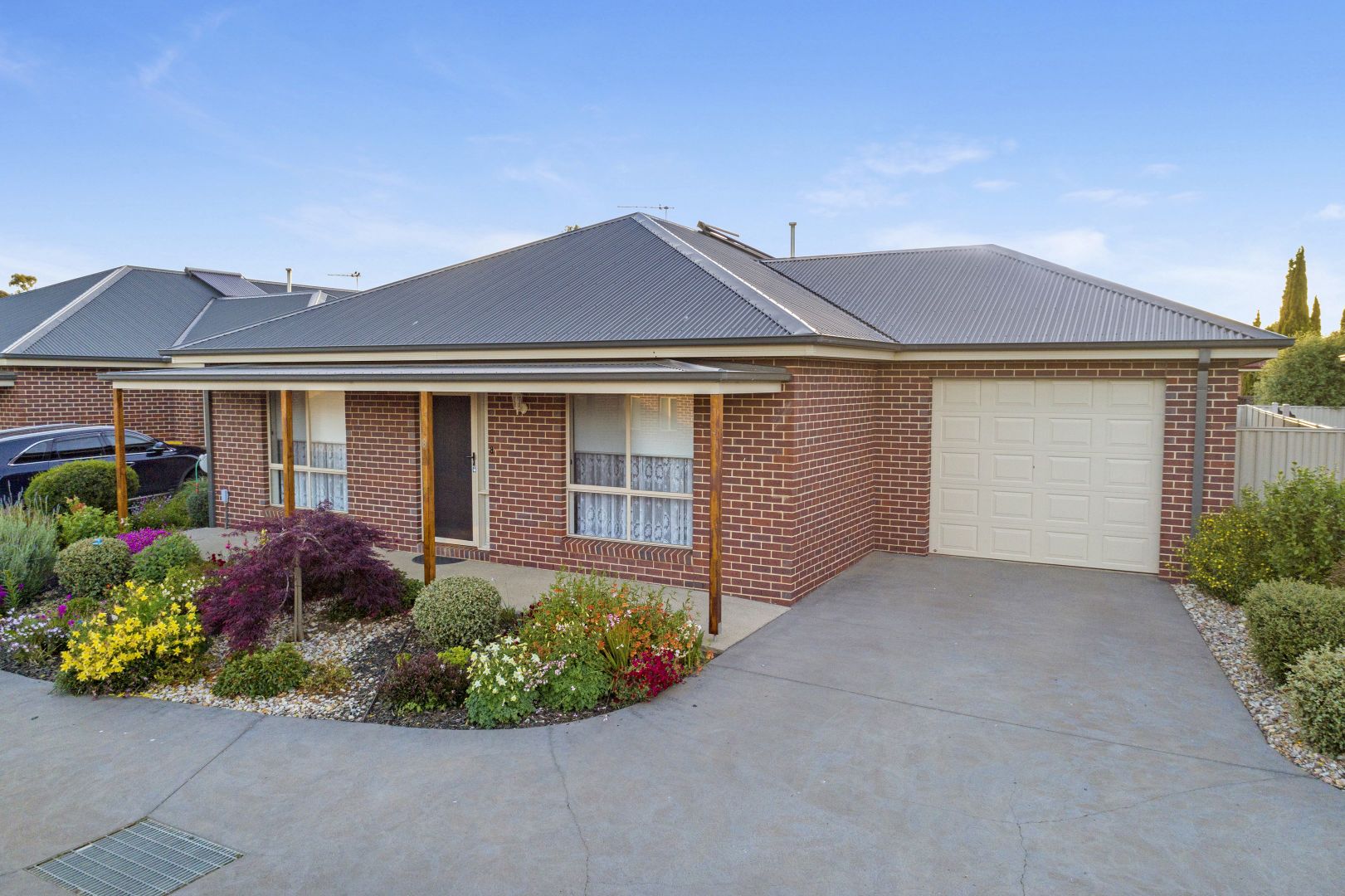 Unit 8/1 Stawell Street, Romsey VIC 3434, Image 1