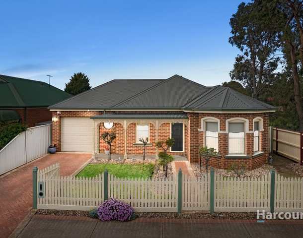 67 St Georges Avenue, Caroline Springs VIC 3023